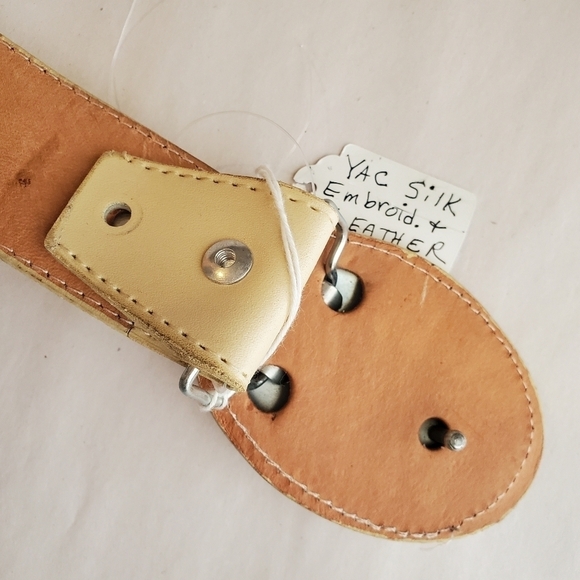 YAC SILK EMBROIDERY LEATHER NWT. Belt and buckle.  Beige  sz 38 unisex main image 11
